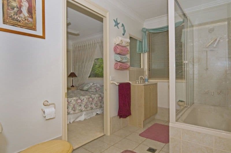 15 Bellona Court, PACIFIC PINES QLD 4211, Pacific Pines - Thumbnail 6