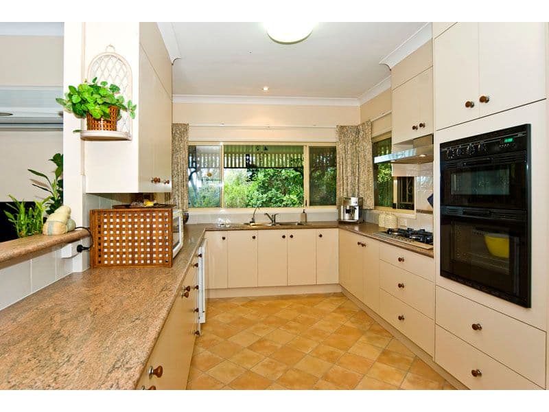 1 Fernbourne Road, WELLINGTON POINT QLD 4160, Wellington Point - Thumbnail 5