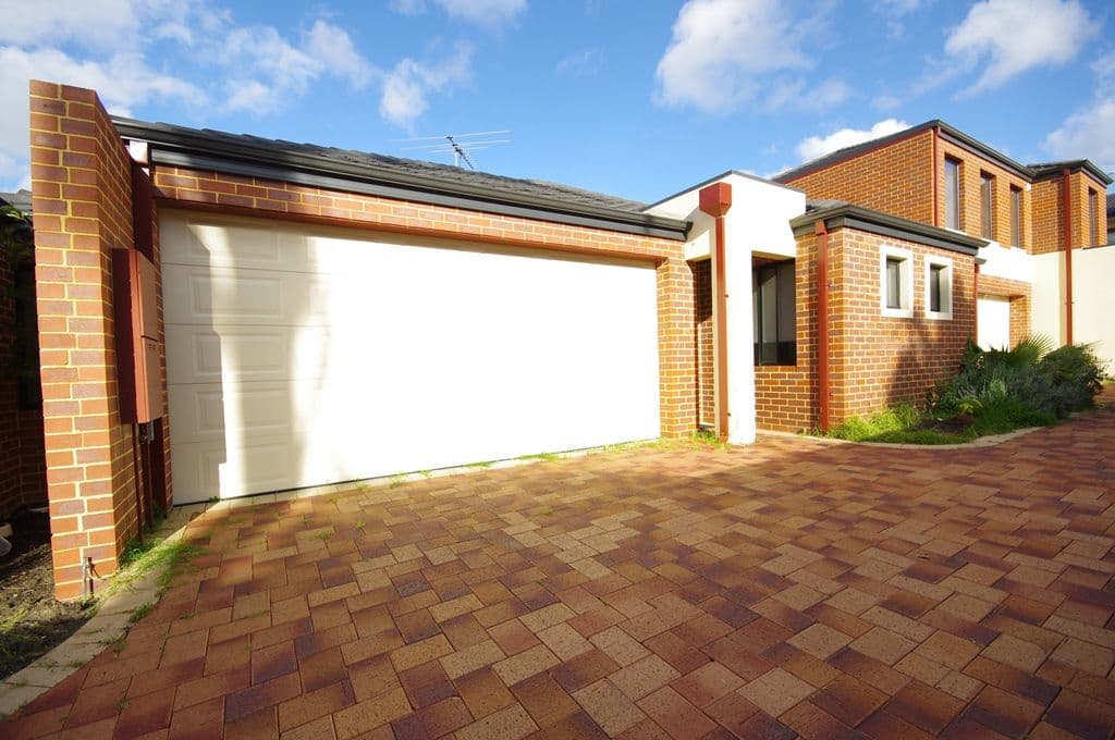 11c Ungaroo Road, WESTMINSTER WA 6061, Westminster - Image 1