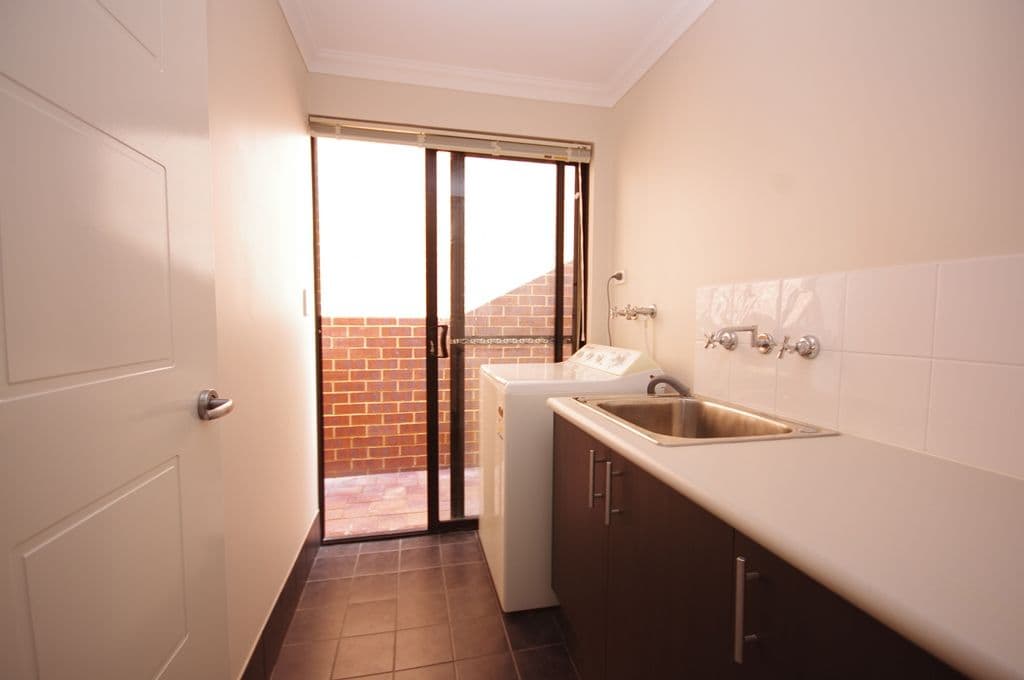 11c Ungaroo Road, WESTMINSTER WA 6061, Westminster - Thumbnail 7