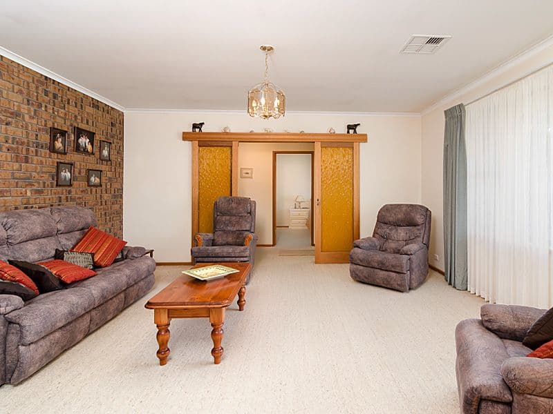 2 Copeland Avenue, LOBETHAL SA 5241, Lobethal - Thumbnail 2