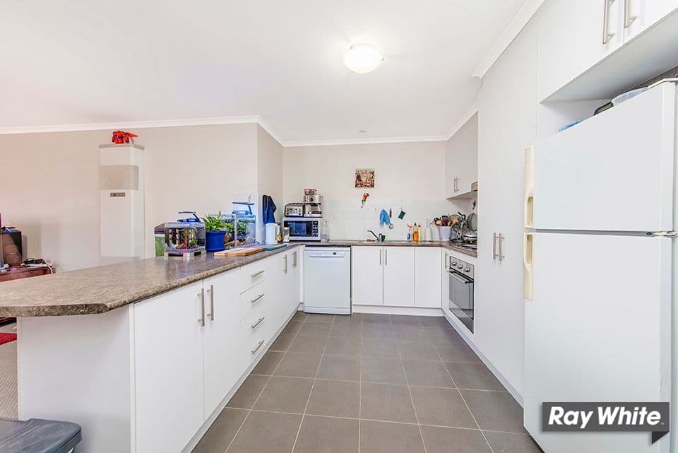 9 Lafferty Place, Macgregor ACT 2615, Macgregor - Thumbnail 2