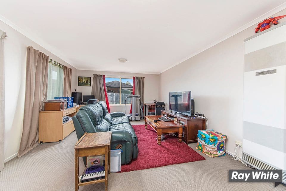 9 Lafferty Place, Macgregor ACT 2615, Macgregor - Thumbnail 4