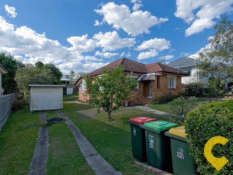 90 Stanley Road, Camp Hill - Thumbnail 4