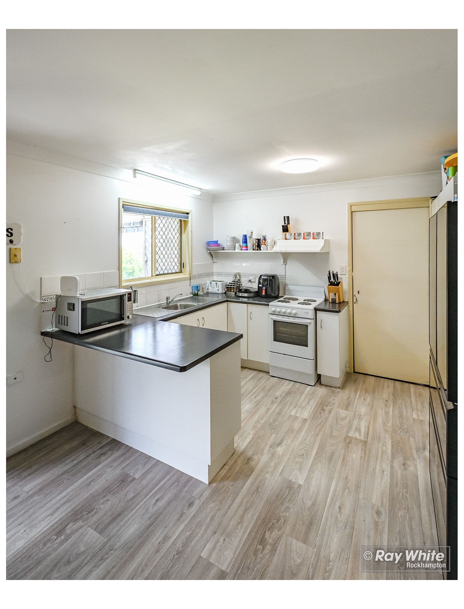 601 Norman Road, Norman Gardens QLD 4701, Norman Gardens - Thumbnail 8