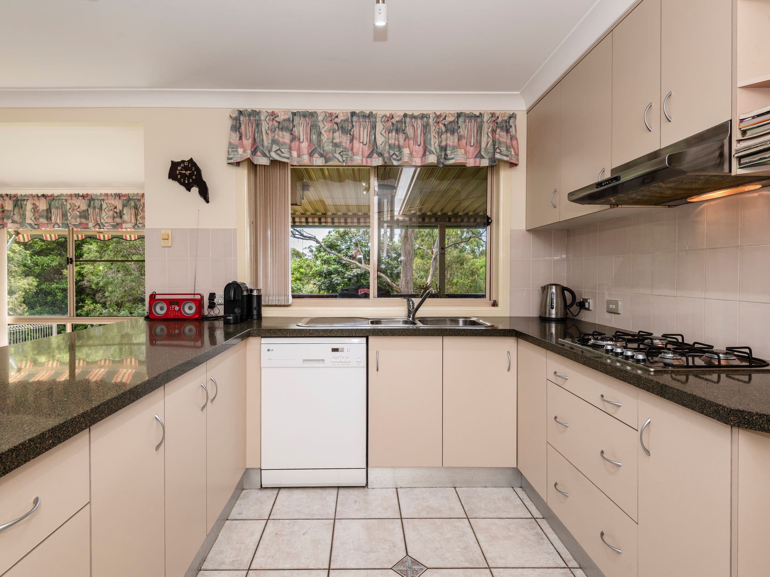 6 Hilltop Close, Goonellabah NSW 2480, Goonellabah - Thumbnail 5
