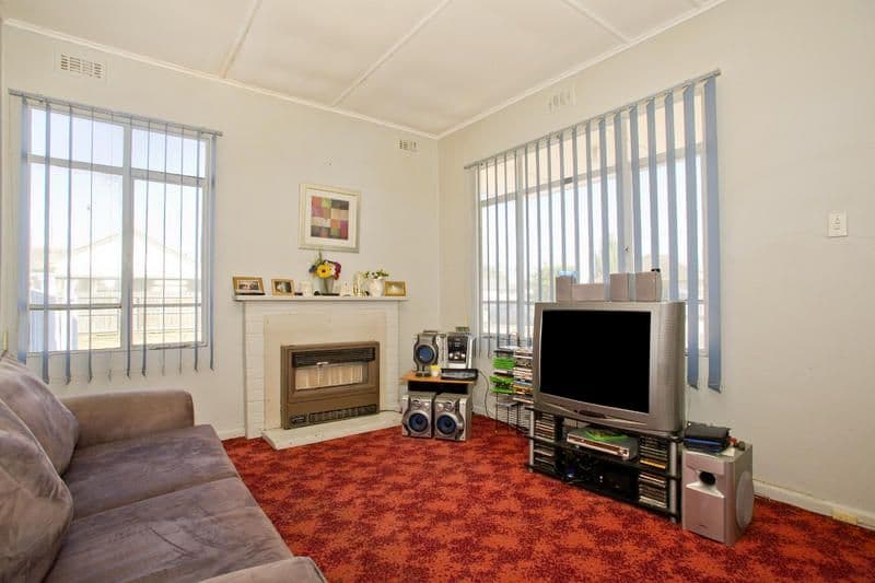 32 Pettitt Crescent, NORLANE VIC 3214, Norlane - Thumbnail 6