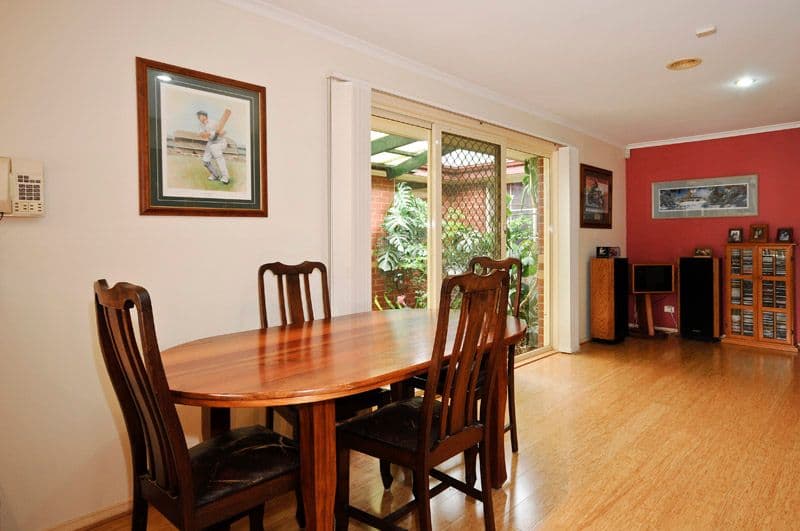4 Hyde Park Walk, MOOROOLBARK VIC 3138, Mooroolbark - Thumbnail 8