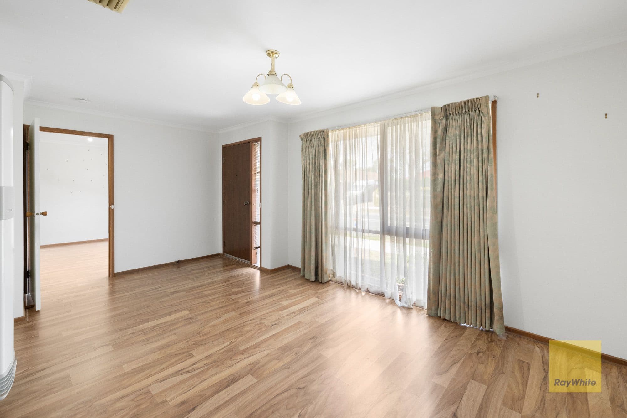12 Kathleen Crescent, Hoppers Crossing VIC 3029, Hoppers Crossing - Thumbnail 4