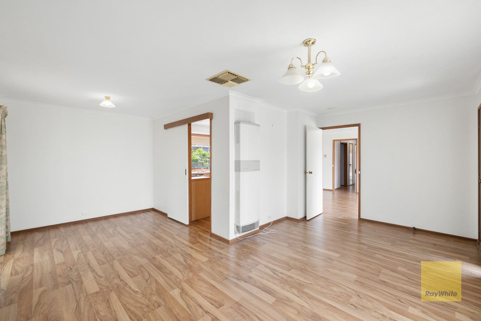 12 Kathleen Crescent, Hoppers Crossing VIC 3029, Hoppers Crossing - Thumbnail 5