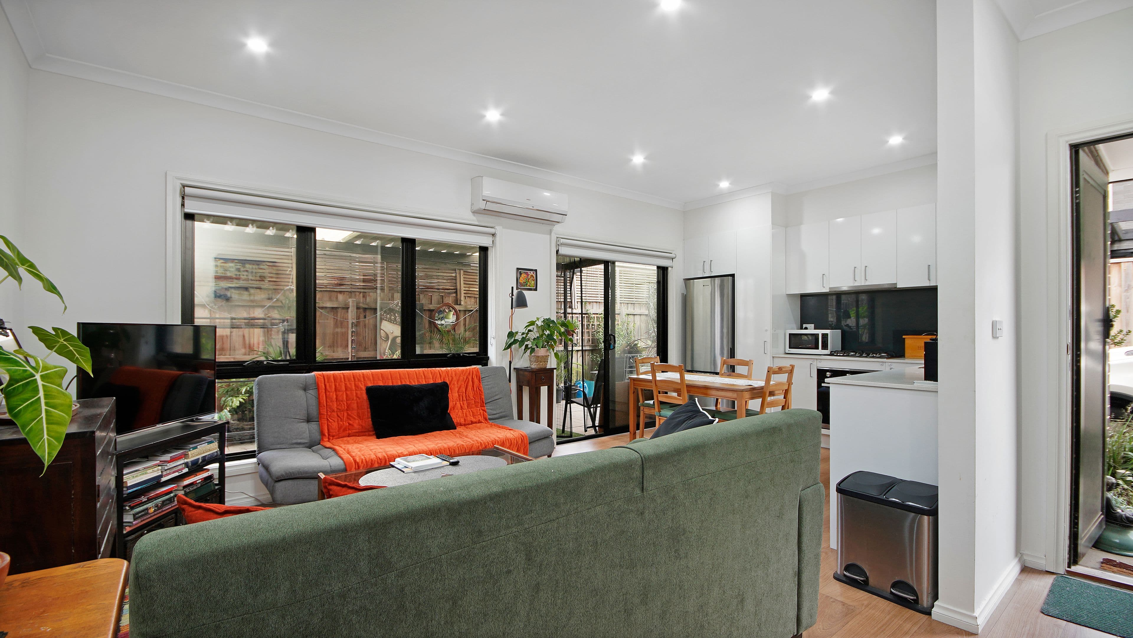 2 Epstein Street, Reservoir VIC 3073, Reservoir - Thumbnail 6