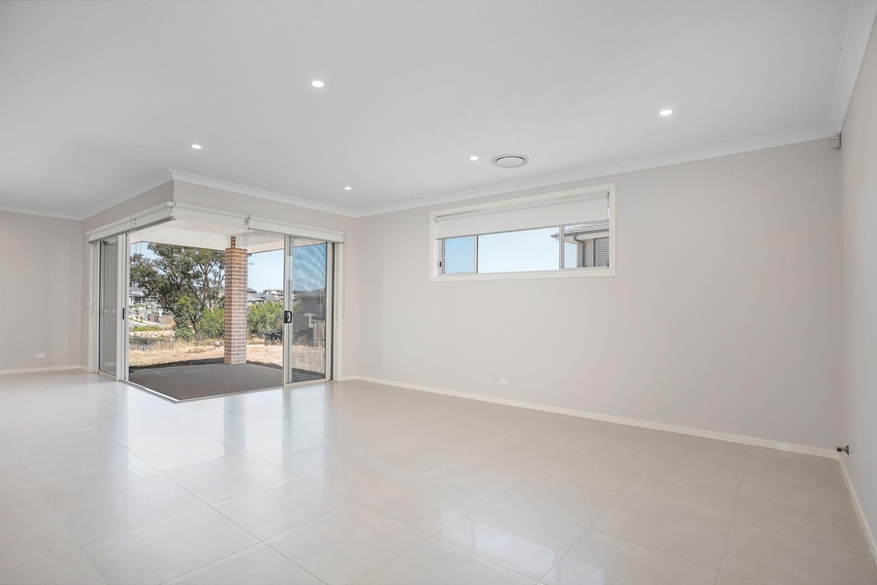 4 Clearview Terrace, Glenmore Park NSW 2745, Glenmore Park - Thumbnail 4