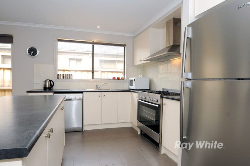 90 Boland Drive, LYNDHURST VIC 3975, Lyndhurst - Thumbnail 2