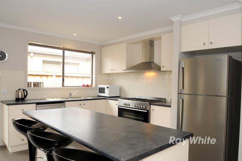 90 Boland Drive, LYNDHURST VIC 3975, Lyndhurst - Thumbnail 3
