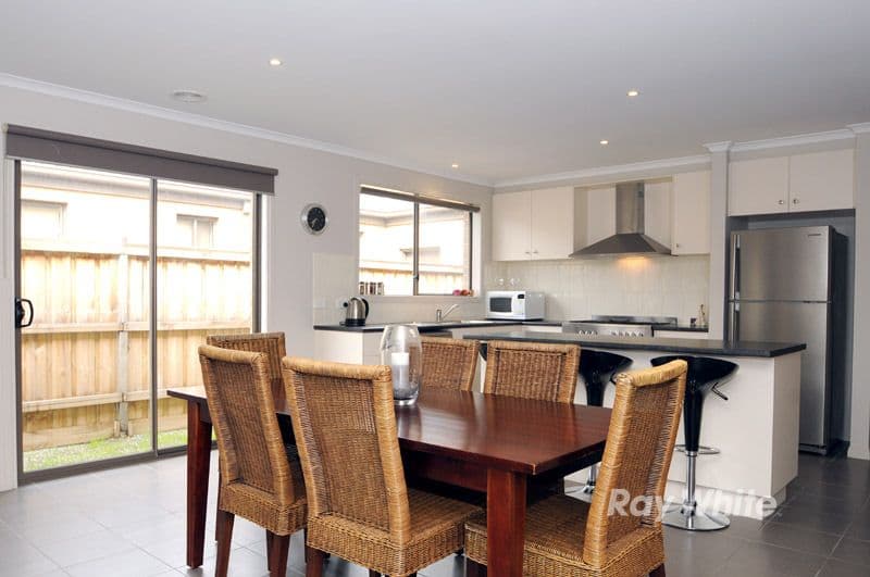 90 Boland Drive, LYNDHURST VIC 3975, Lyndhurst - Thumbnail 4