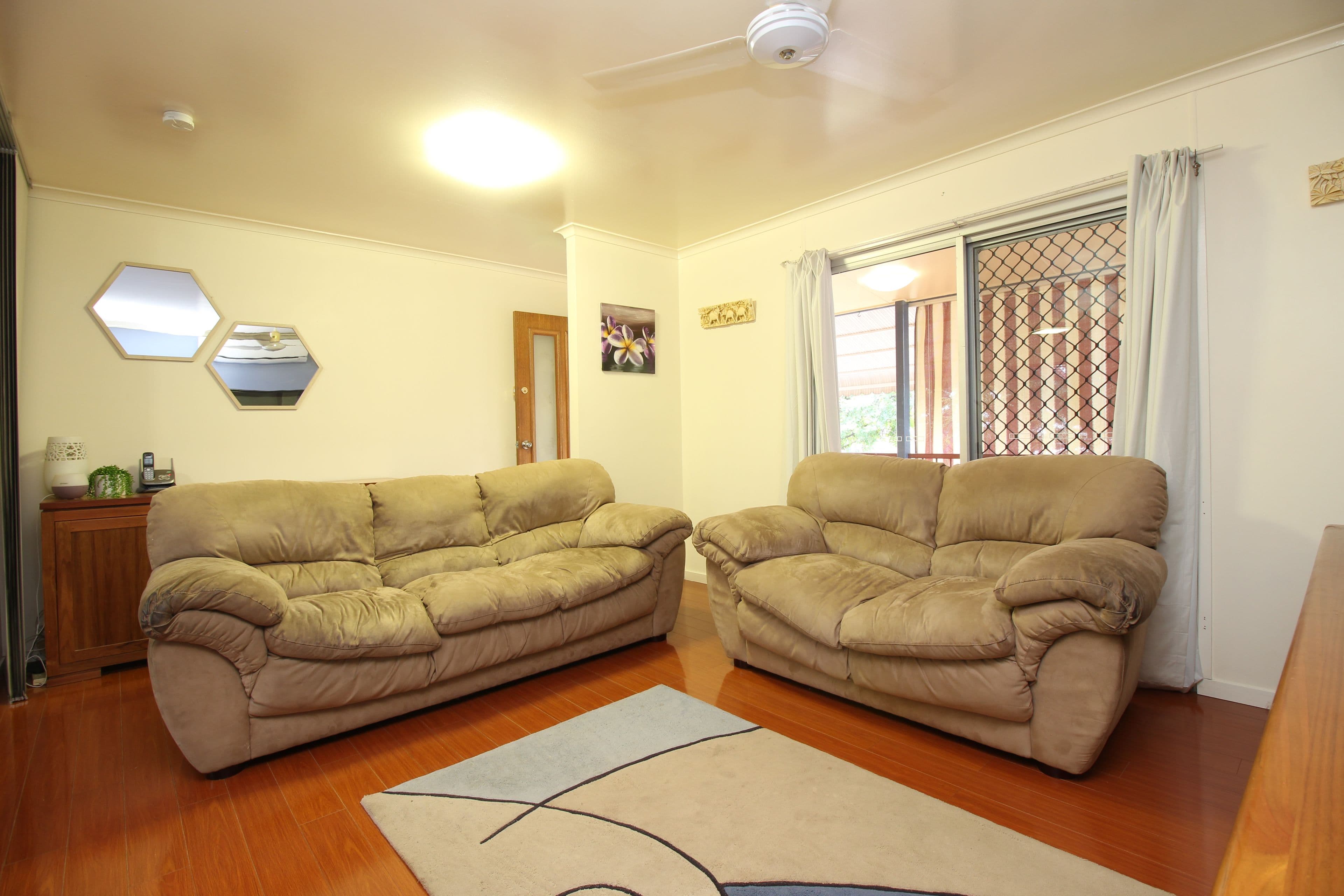 8 Green Grove, Emerald QLD 4720, Emerald - Thumbnail 3