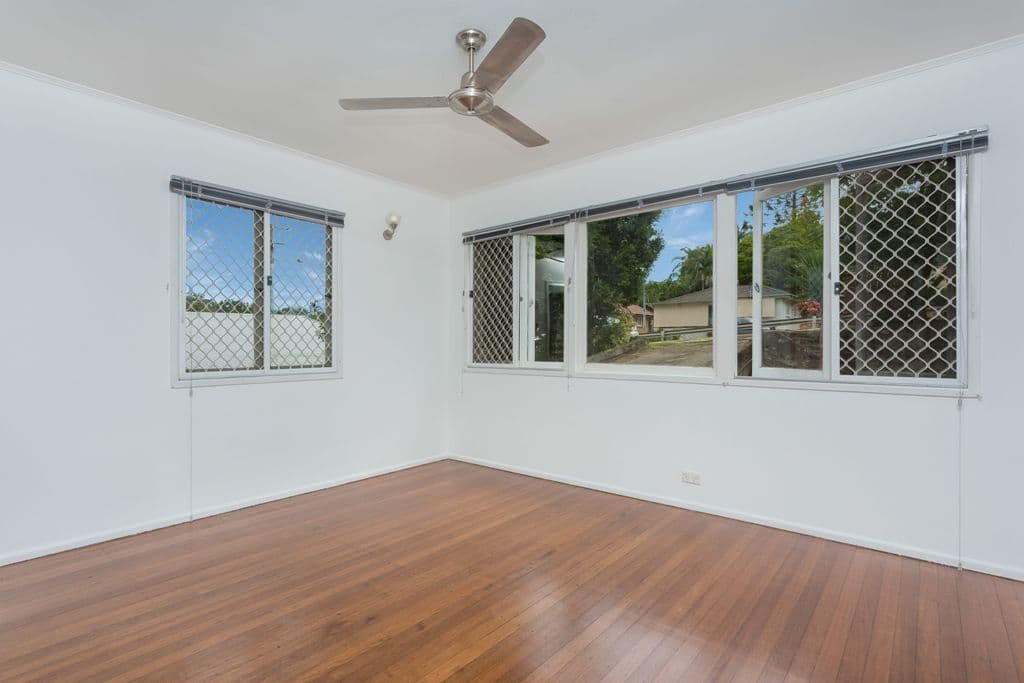 377 Webster Road, Stafford Heights QLD 4053, Stafford Heights - Thumbnail 8