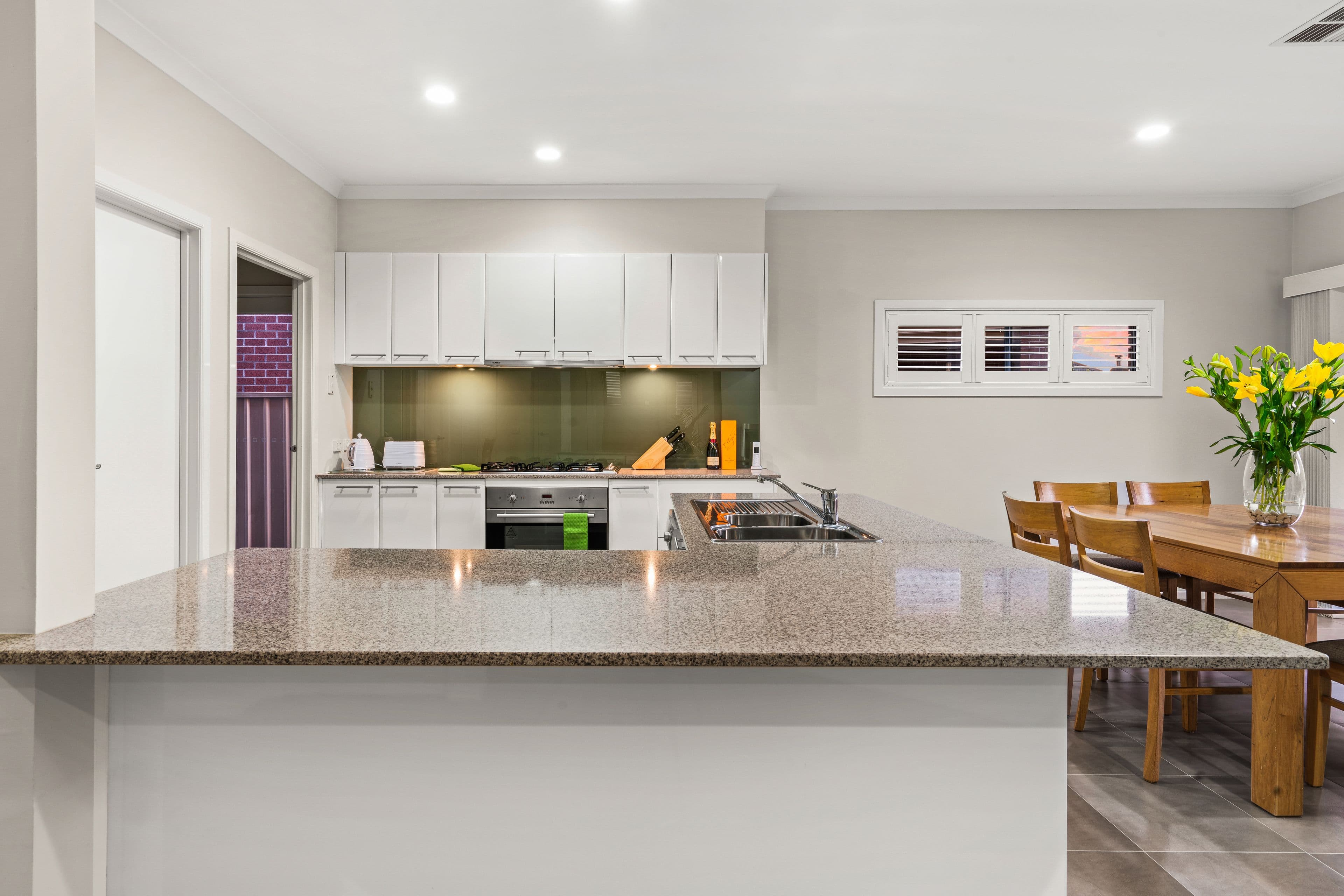 4 Lawson Way, Caroline Springs VIC 3023, Caroline Springs - Thumbnail 2