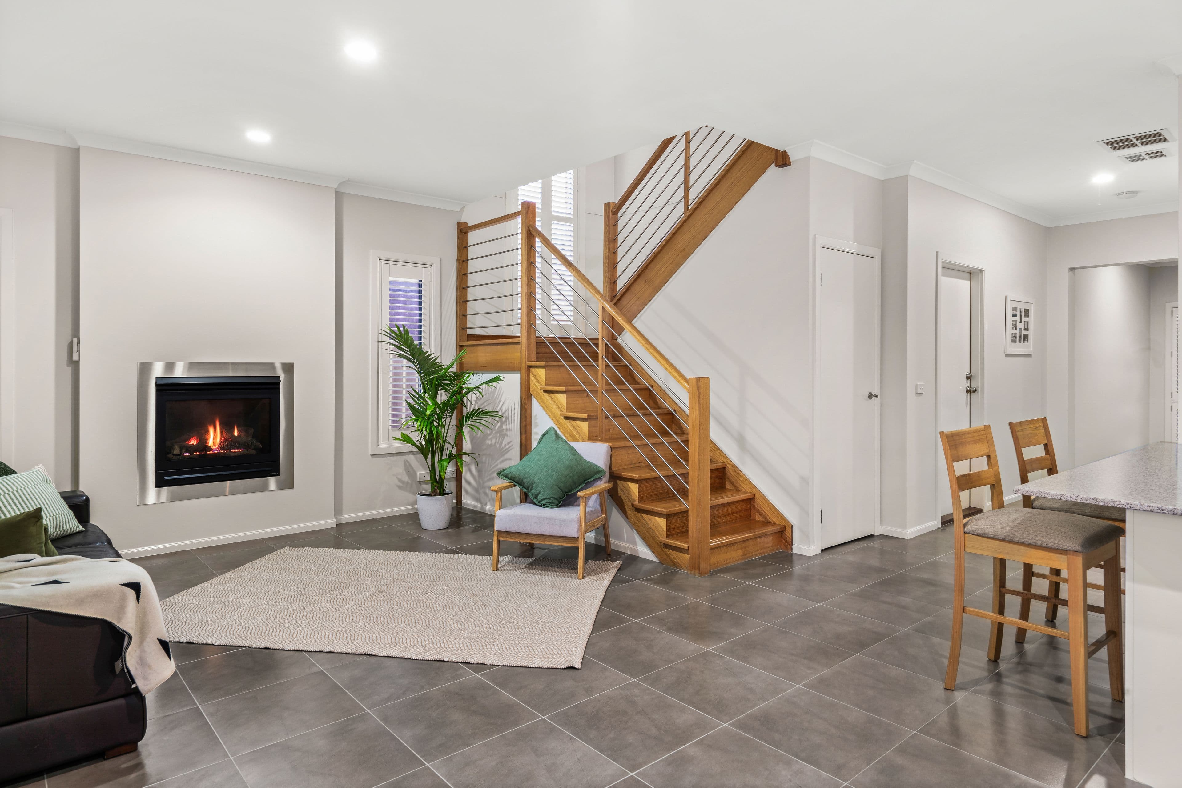 4 Lawson Way, Caroline Springs VIC 3023, Caroline Springs - Thumbnail 4
