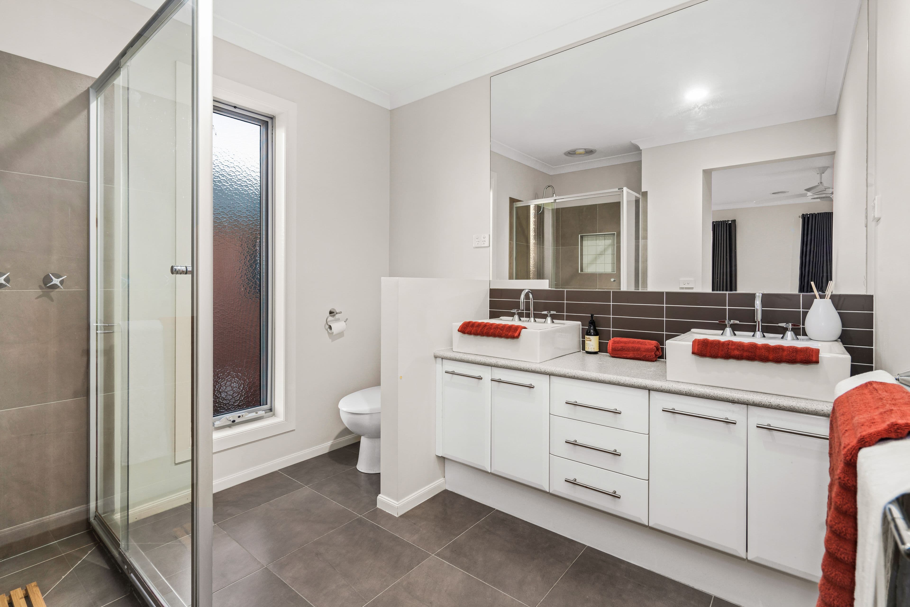 4 Lawson Way, Caroline Springs VIC 3023, Caroline Springs - Thumbnail 8