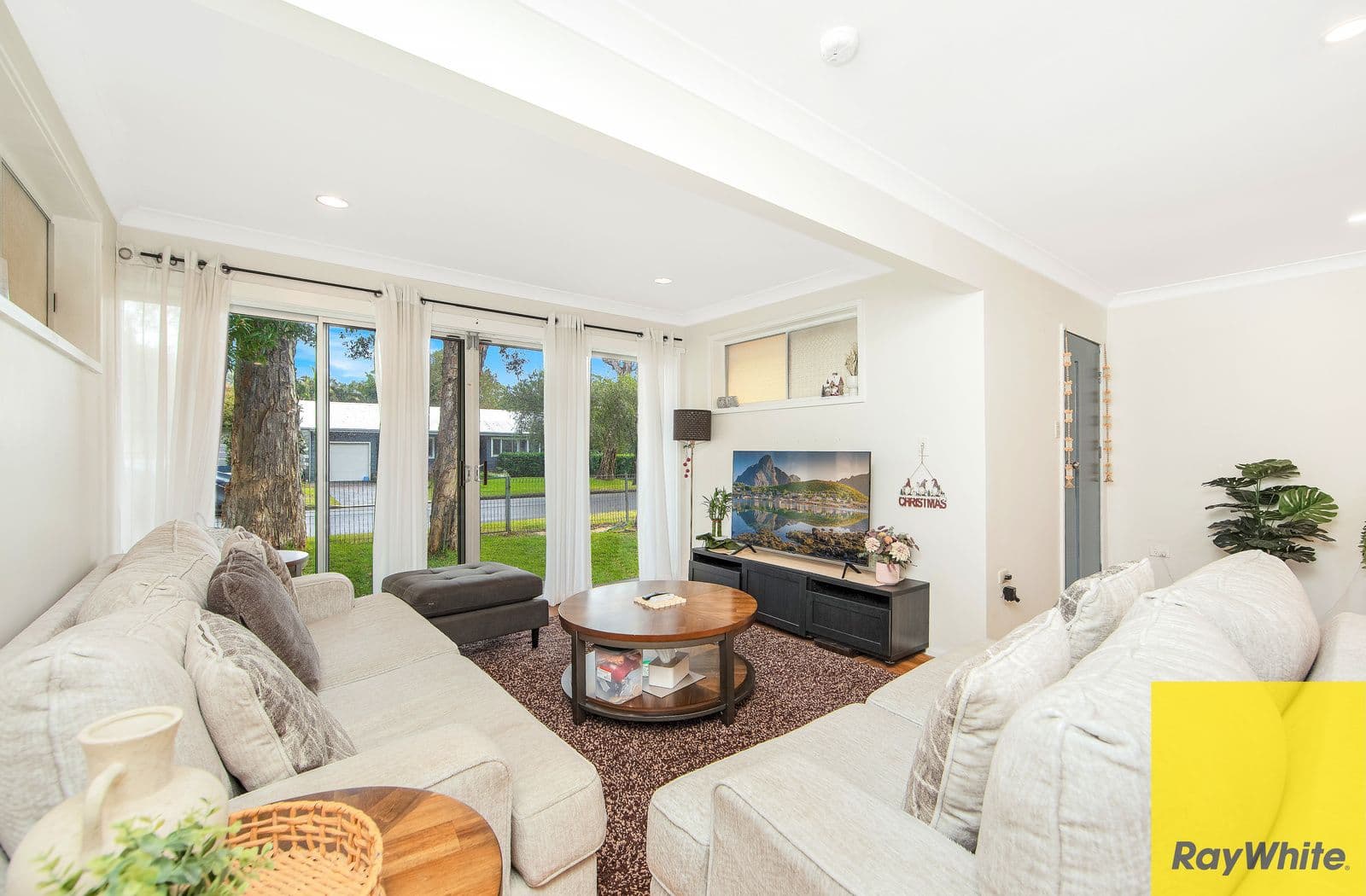 10 Connex Road, Umina Beach NSW 2257, Umina Beach - Thumbnail 2