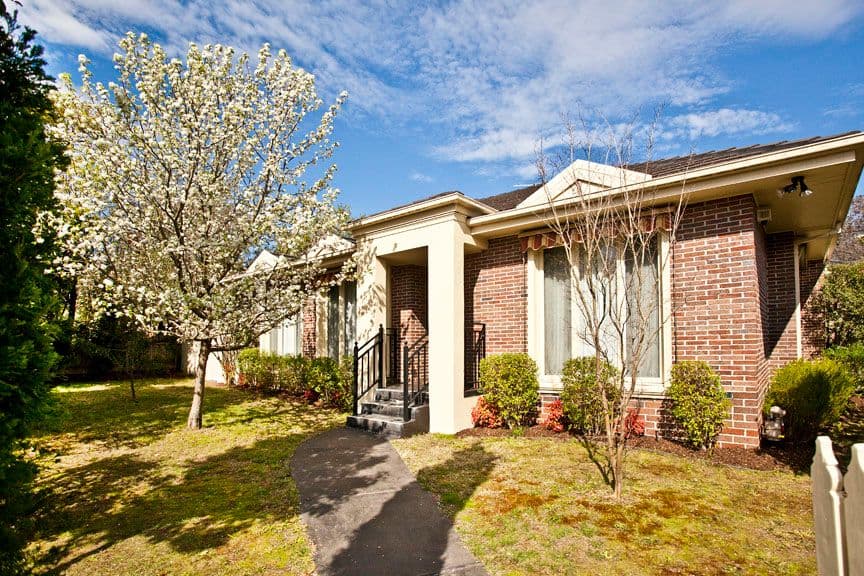 51 Summit Crescent, GLEN WAVERLEY VIC 3150, Glen Waverley - Image 1