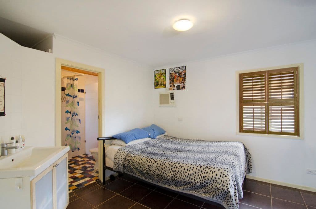 142 Pacific Parade, BILINGA QLD 4225, Bilinga - Thumbnail 5
