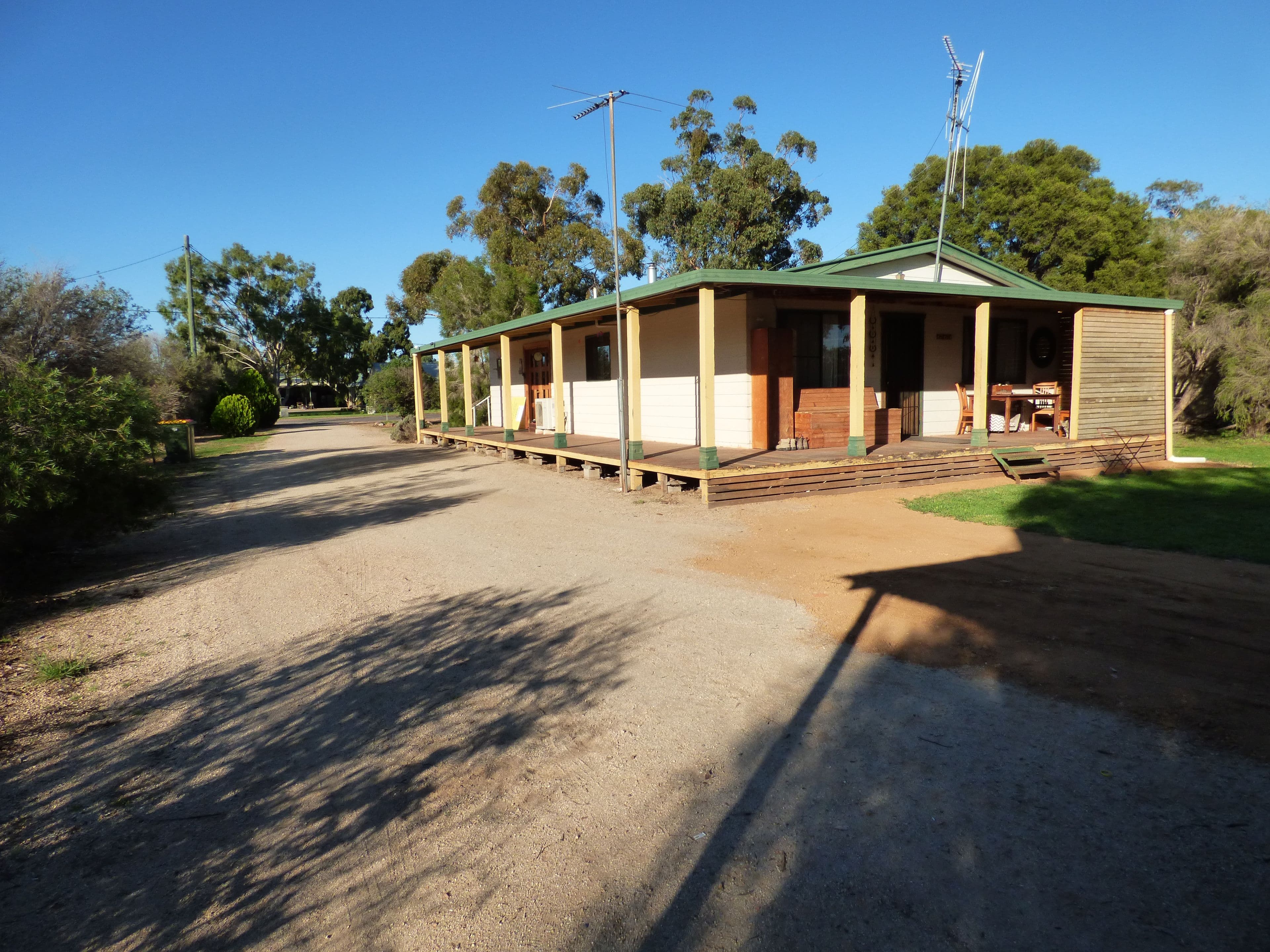 25 Evelyn Street, Eugowra NSW 2806, Eugowra - Image 1