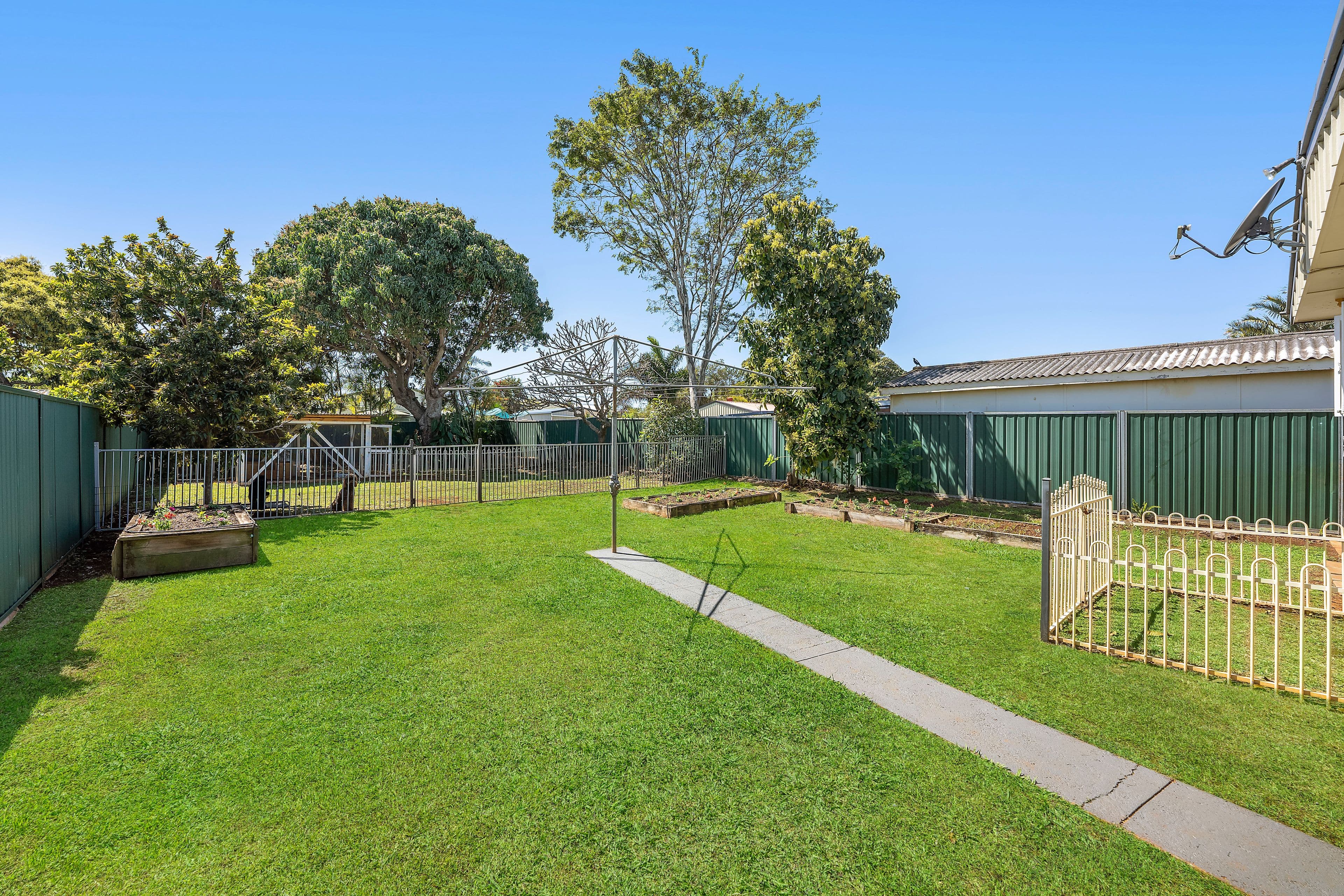 13 Clifford Street, Woody Point QLD 4019, Woody Point - Thumbnail 4