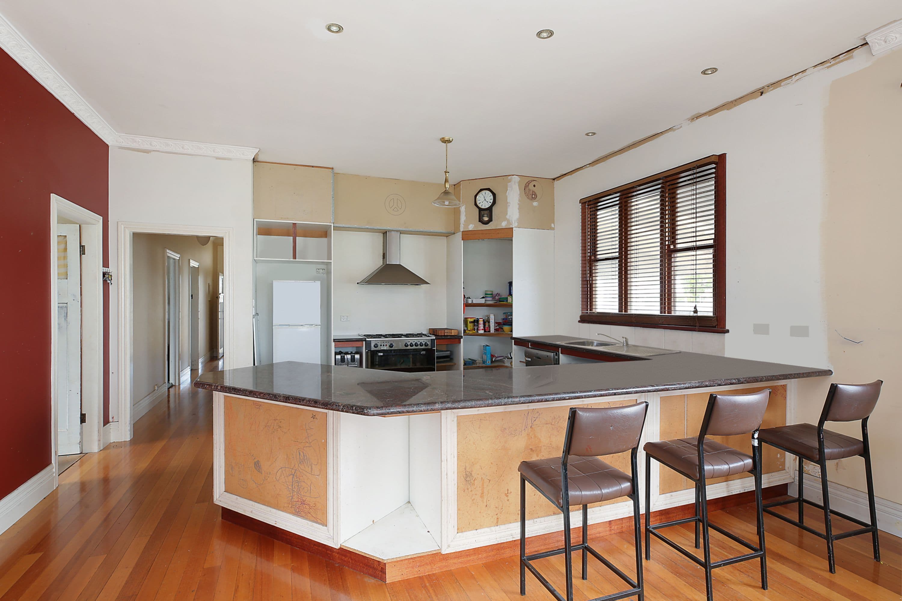 13 Hewitt Street, Colac VIC 3250, Colac - Thumbnail 2