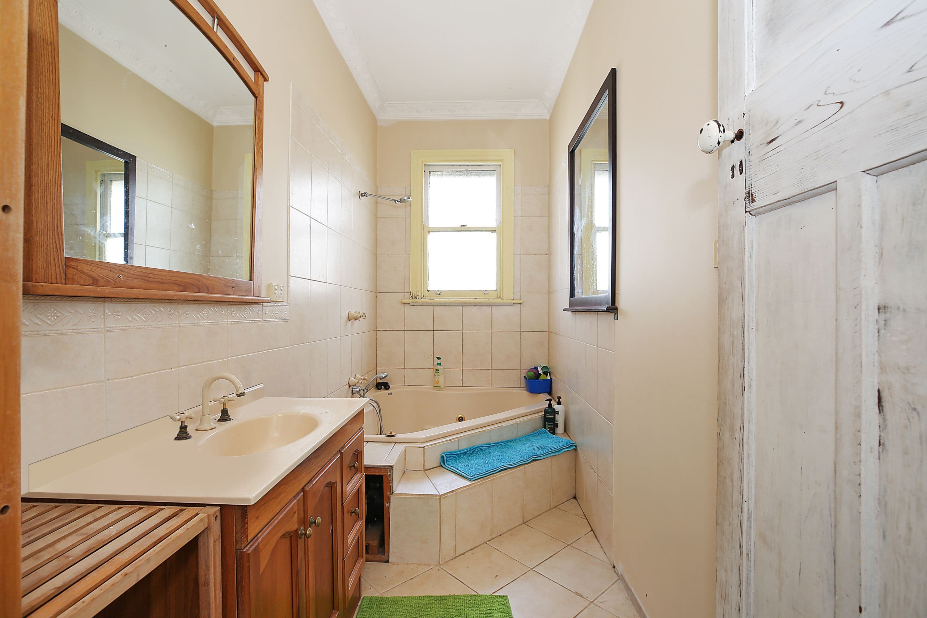 13 Hewitt Street, Colac VIC 3250, Colac - Thumbnail 4