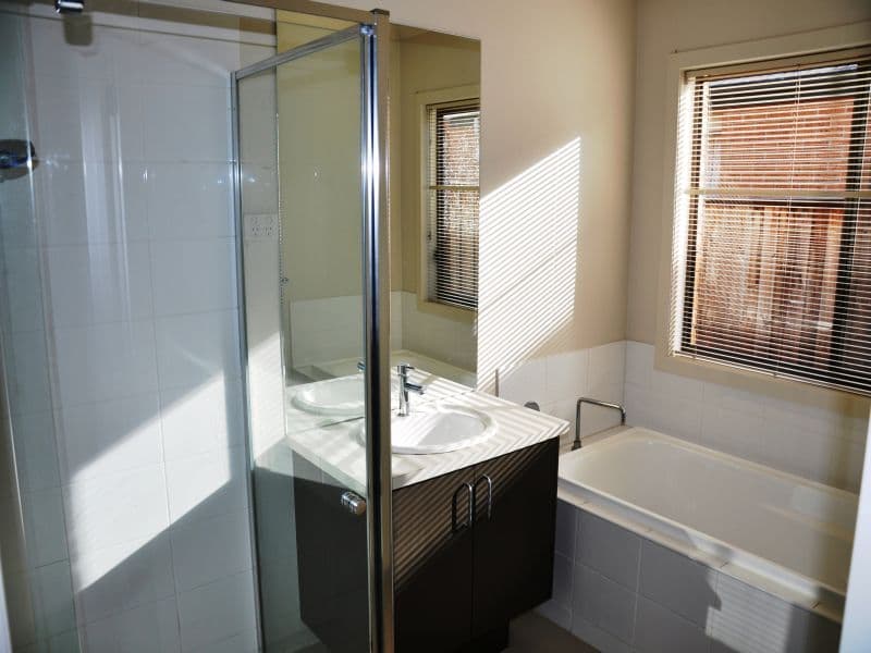 14 Bascilica Vista, MERNDA VIC 3754, Mernda - Thumbnail 4