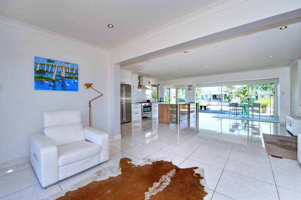 52 Poinciana Boulevard, Broadbeach Waters QLD 4218, Broadbeach Waters - Image 1