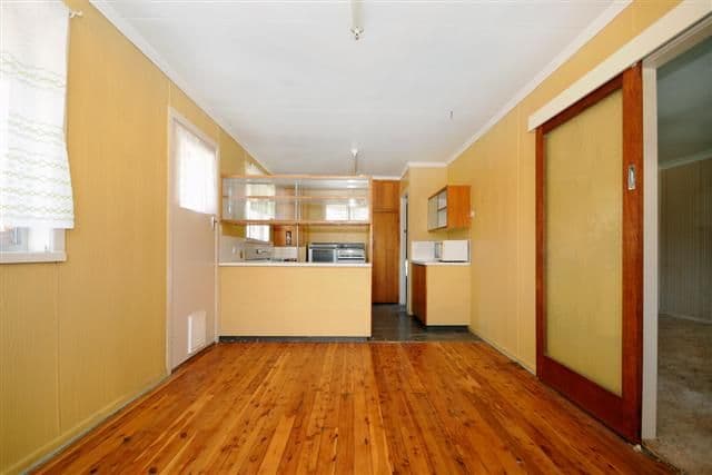 4 Cassia Street, CENTENARY HEIGHTS QLD 4350, Centenary Heights - Thumbnail 3