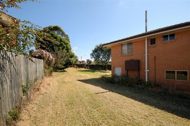 4 Cassia Street, CENTENARY HEIGHTS QLD 4350, Centenary Heights - Thumbnail 8
