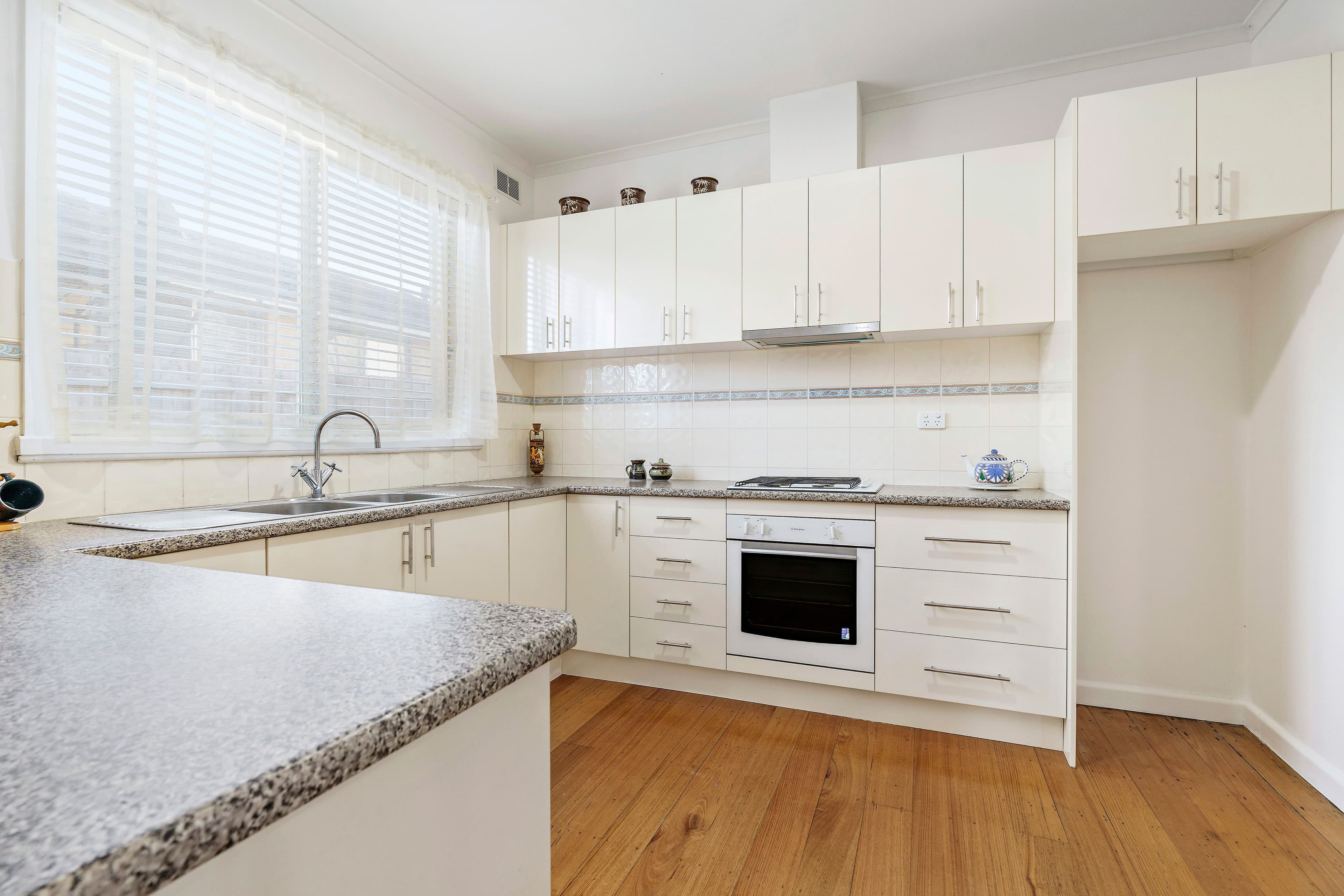13 Peverill Street, Malvern East VIC 3145, Malvern East - Thumbnail 3