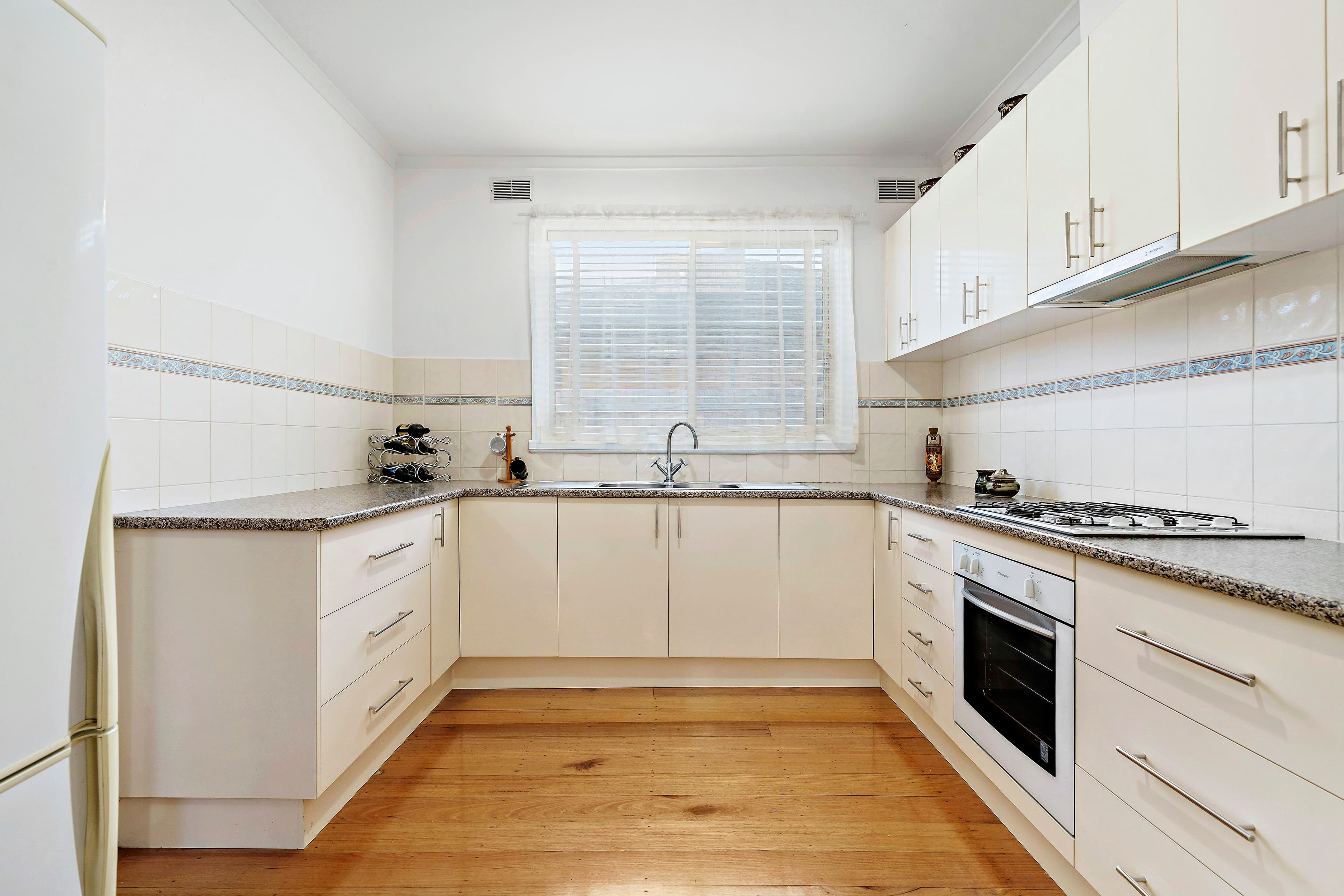 13 Peverill Street, Malvern East VIC 3145, Malvern East - Thumbnail 4