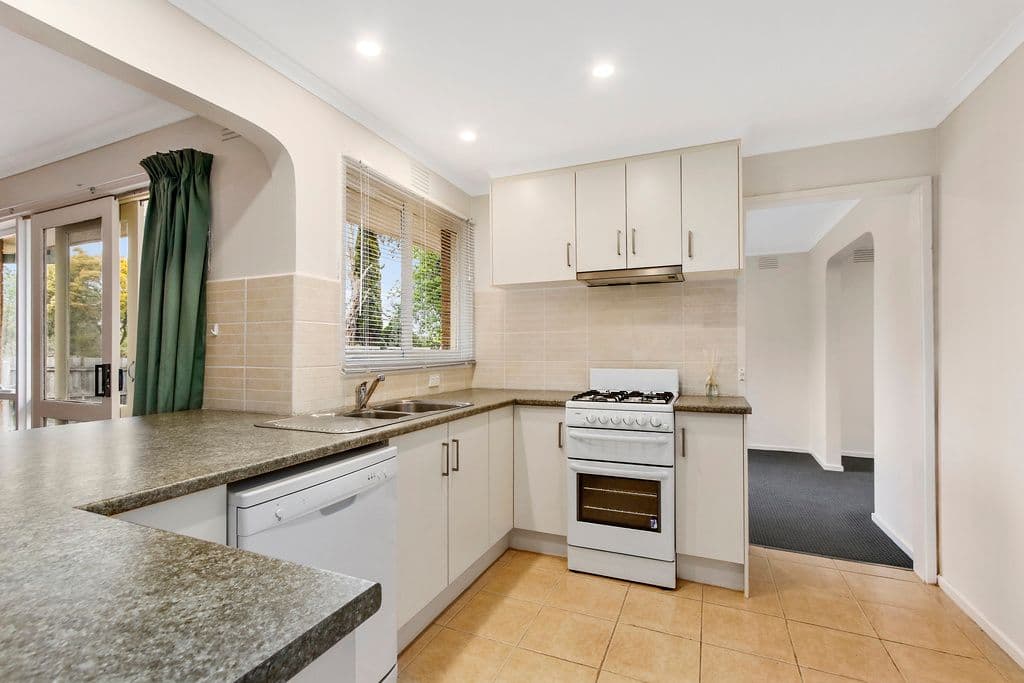 8 Crestway, Lilydale VIC 3140, Lilydale - Thumbnail 6