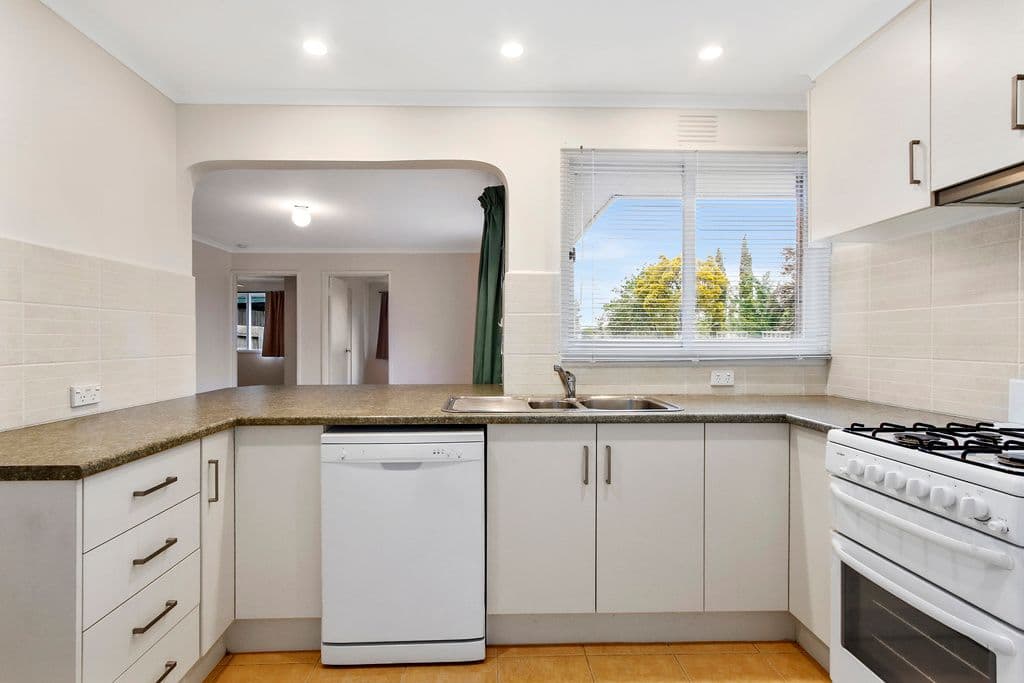 8 Crestway, Lilydale VIC 3140, Lilydale - Thumbnail 7