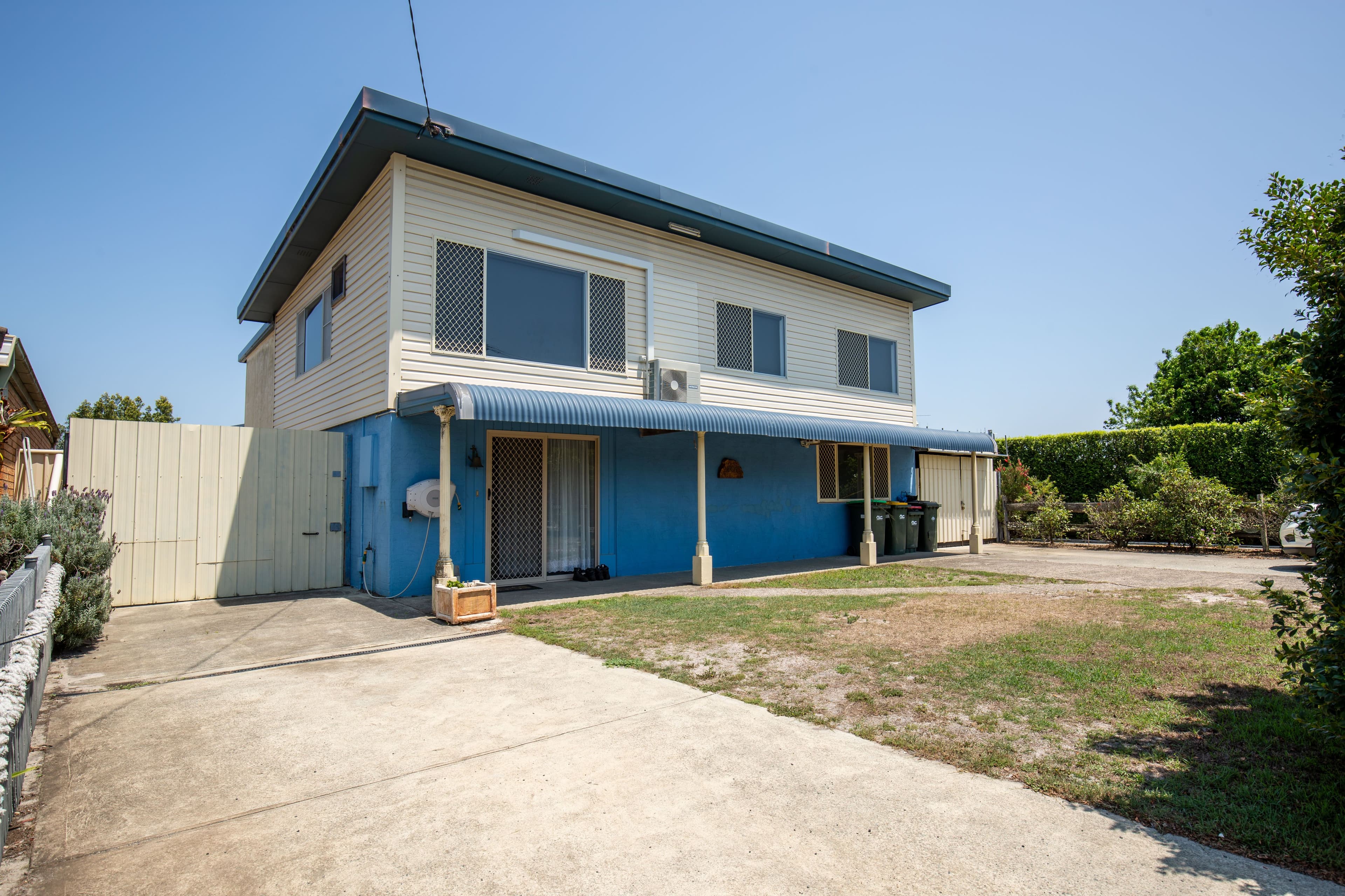 256 The Lakes Way, Tuncurry NSW 2428, Tuncurry - Thumbnail 2