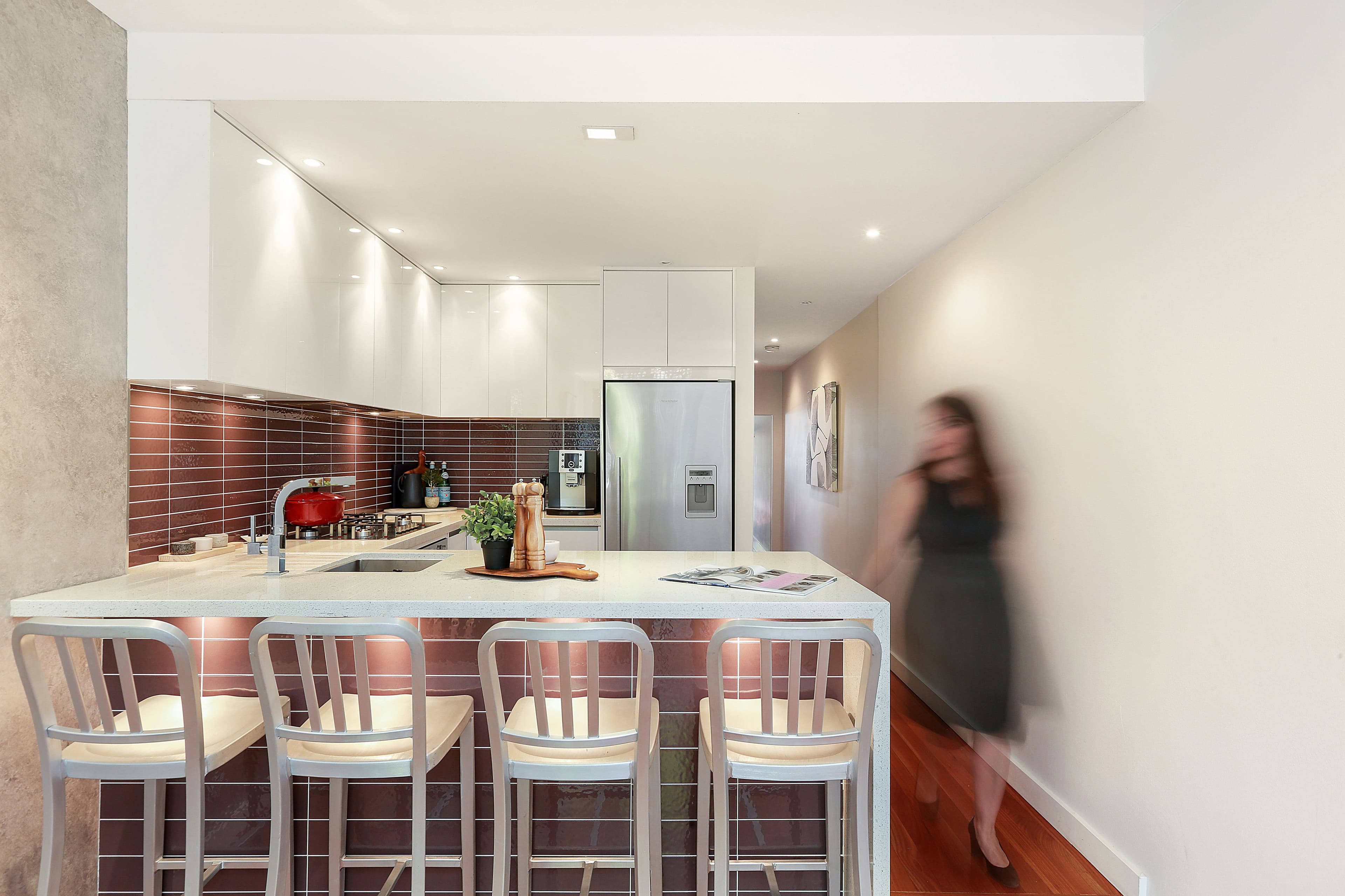 2 Newman Street, Newtown - Thumbnail 4