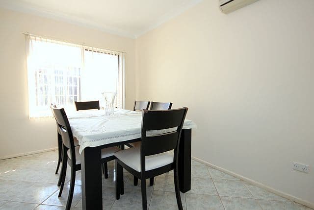 3 Barlow Place, GEORGES HALL NSW 2198, Georges Hall - Thumbnail 2