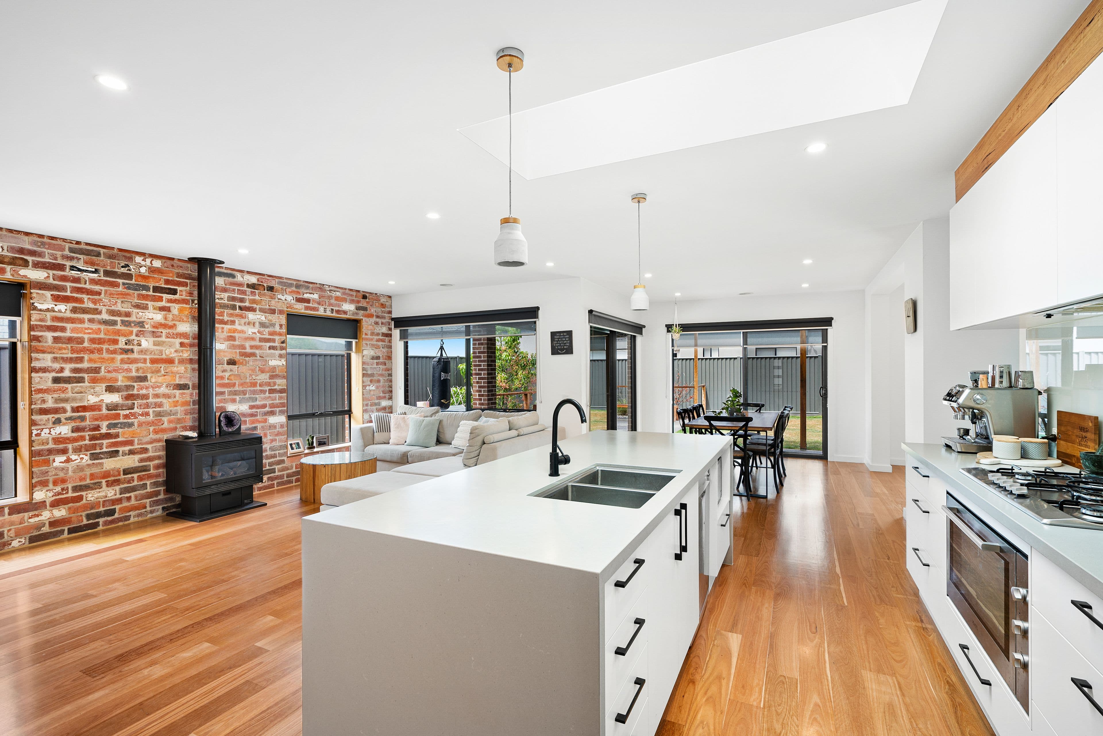 30 Caddys Road, Lara VIC 3212, Lara - Thumbnail 2
