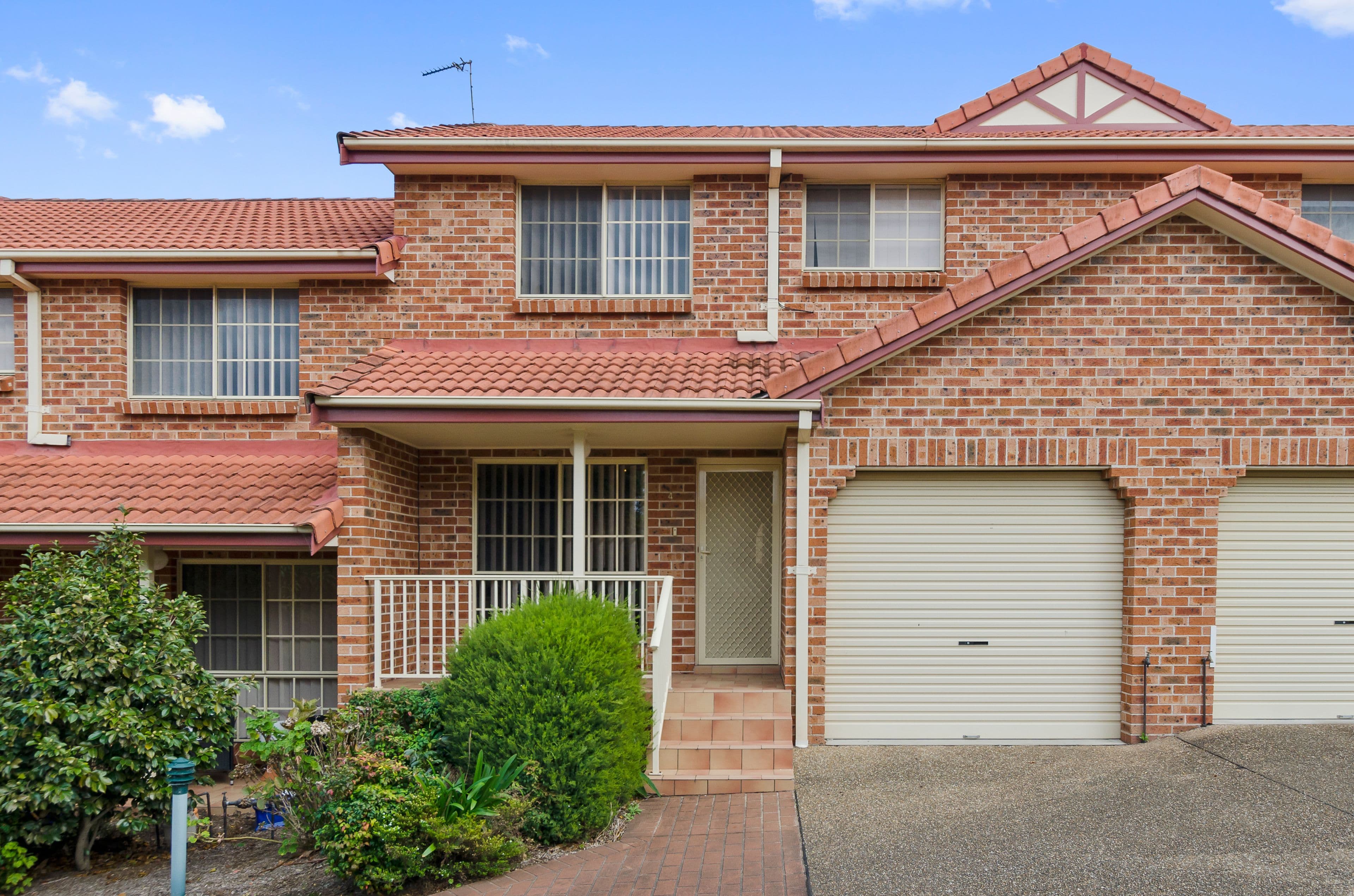 9-11 Russell Street, Woonona NSW 2517, Woonona - Thumbnail 2