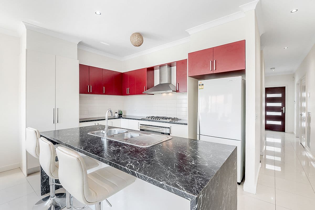 27 Dempster Drive, Craigieburn VIC 3064, Craigieburn - Thumbnail 4