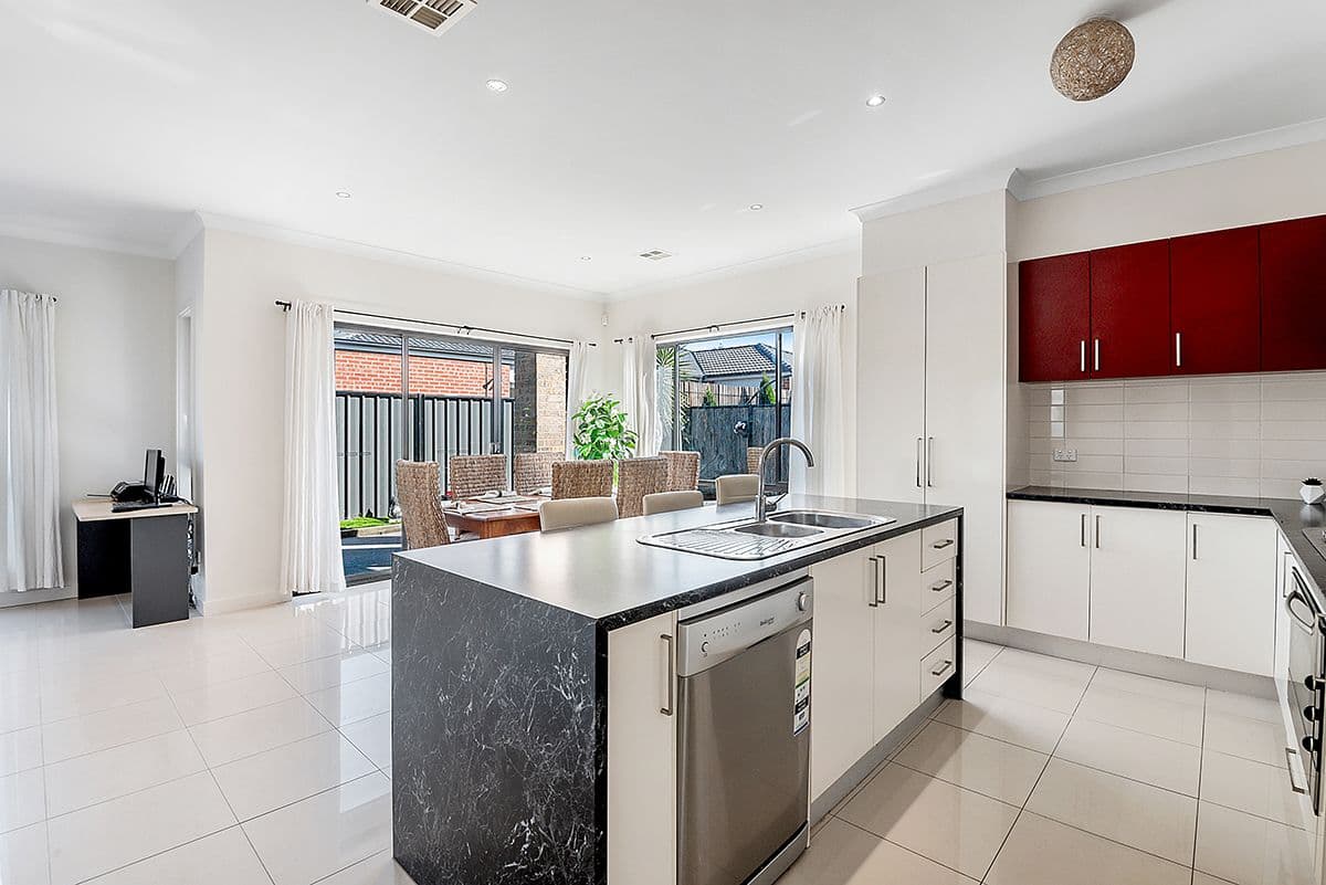 27 Dempster Drive, Craigieburn VIC 3064, Craigieburn - Thumbnail 6