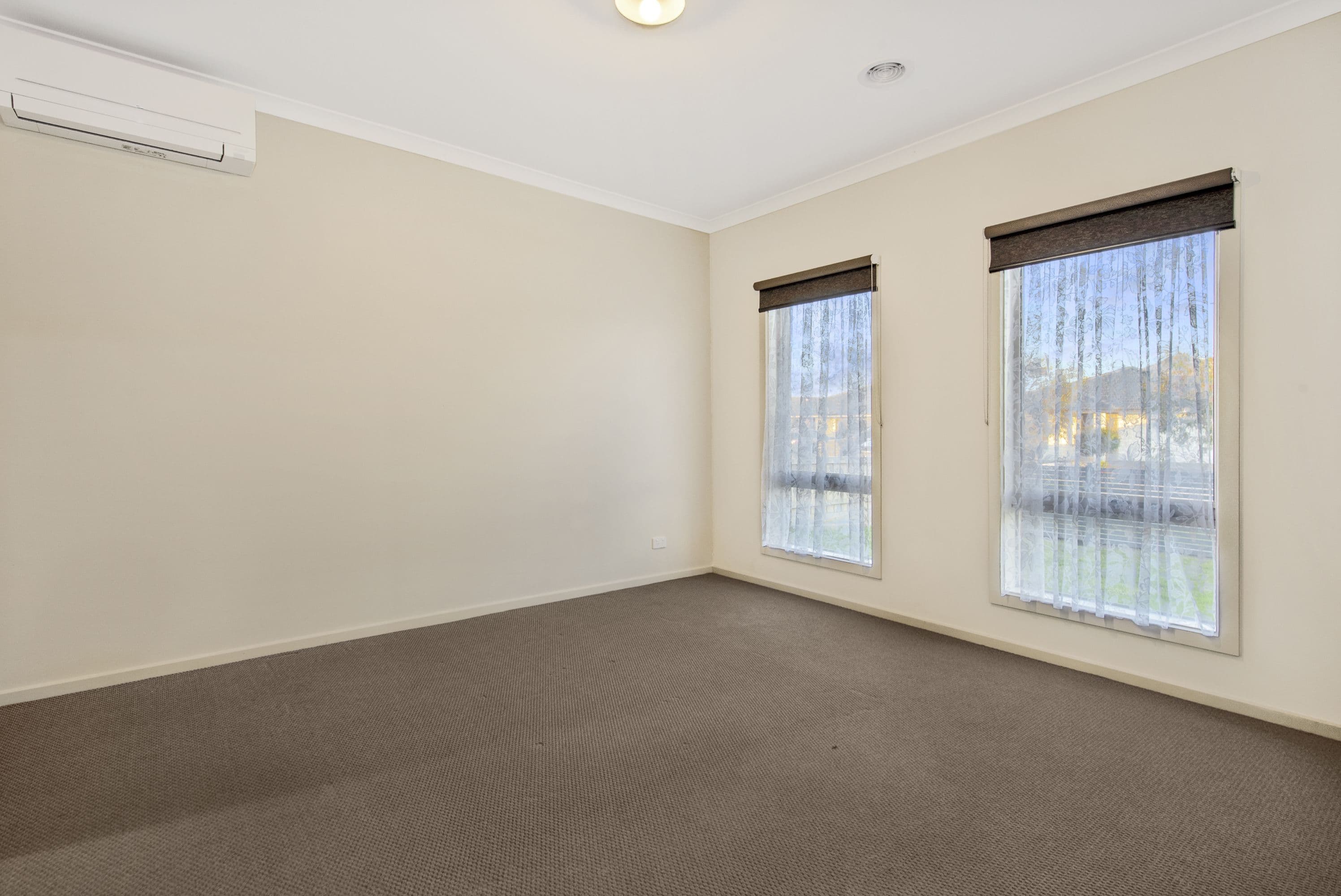 24 Catani Avenue, Koo Wee Rup VIC 3981, Koo Wee Rup - Thumbnail 4