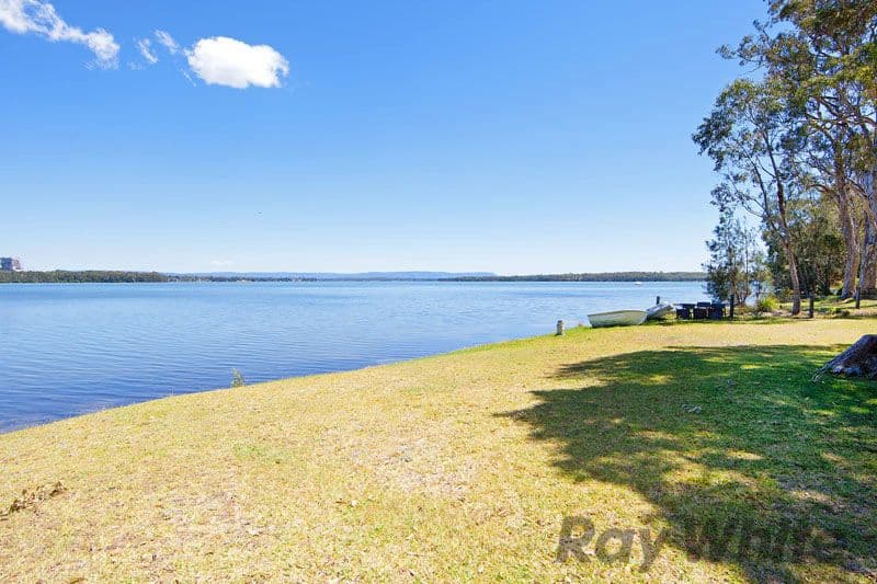 20 Sunset Parade, CHAIN VALLEY BAY NSW 2259, Chain Valley Bay - Image 1