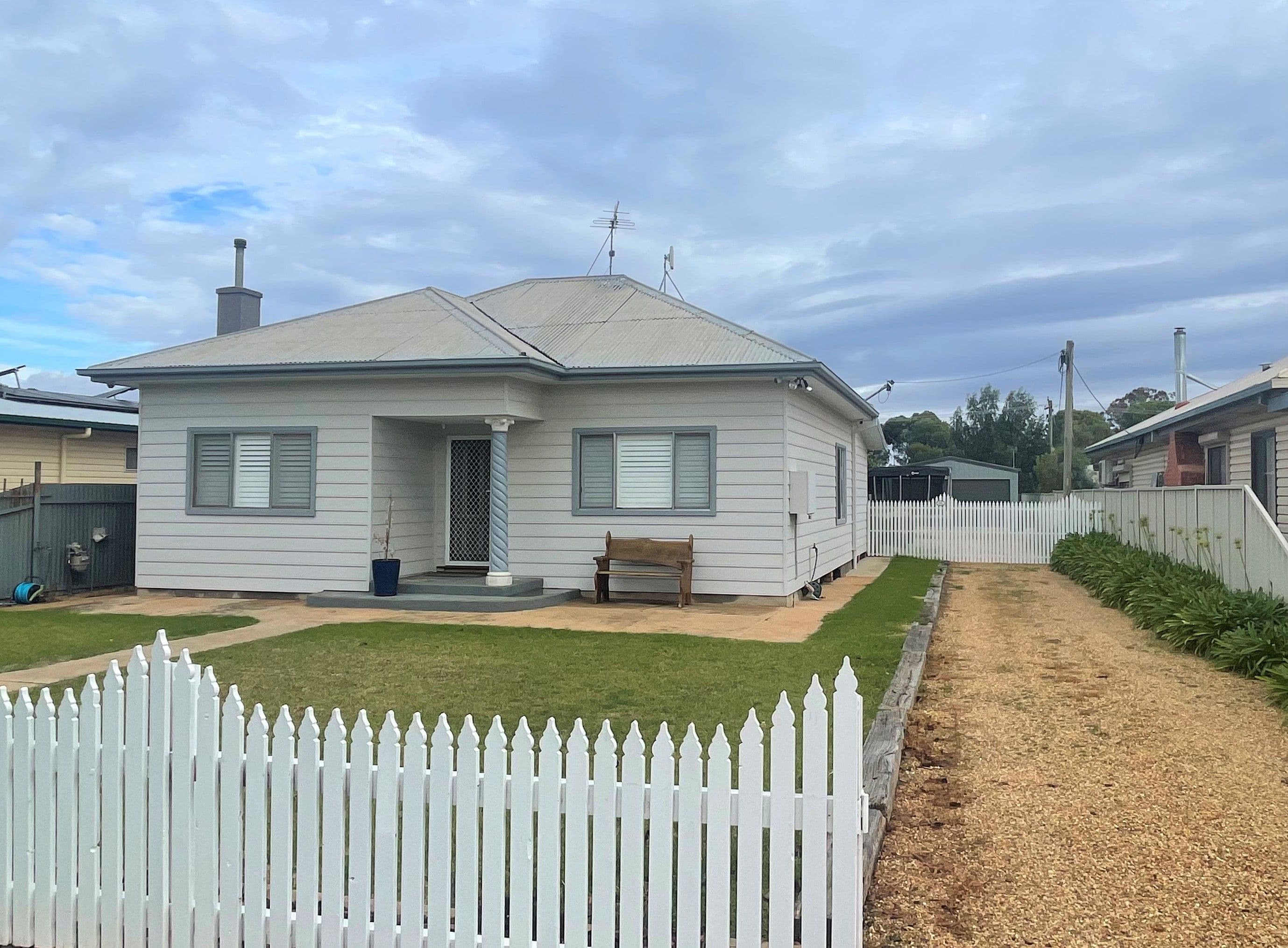 10 Kywong Street, Griffith NSW 2680, Griffith - Image 1