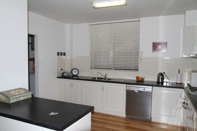 25 Dalley Street, BONDI JUNCTION NSW 2022, Bondi Junction - Thumbnail 3